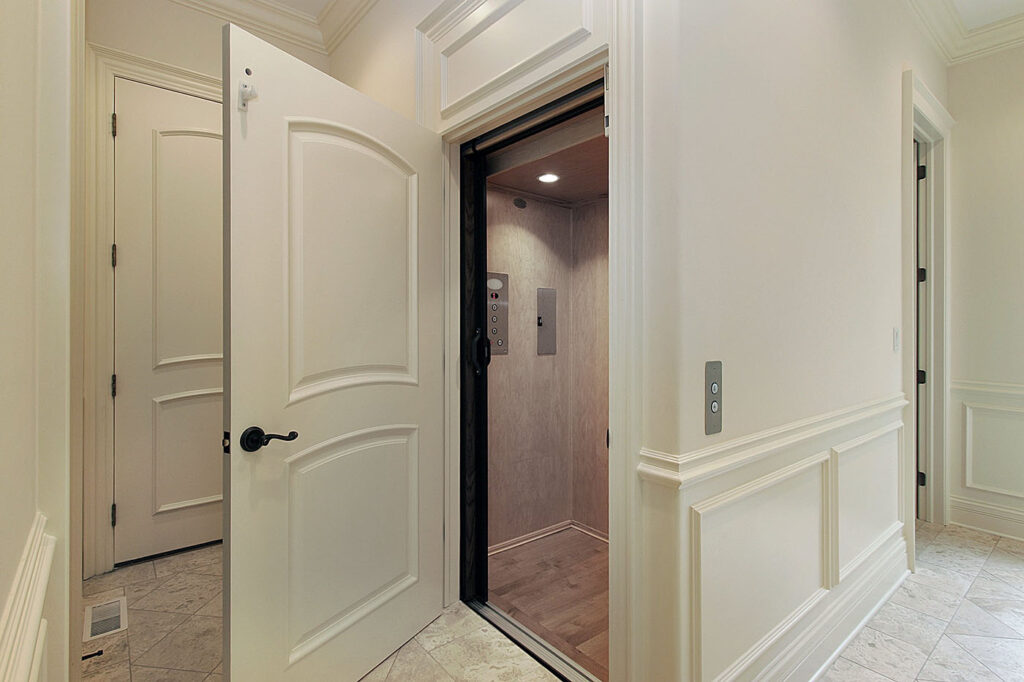 Delaware Home Elevator with Wooden Door